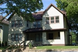 Primary Photo - 826 18th St