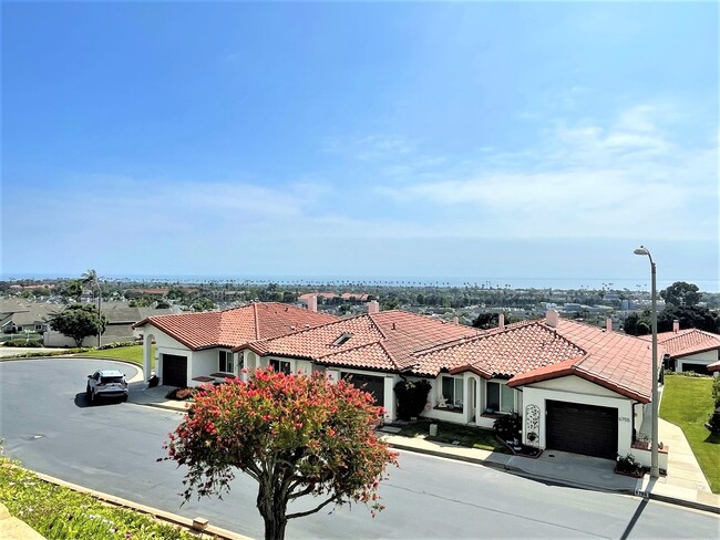 Building Photo - Come home to forever Ocean Views and Endle...