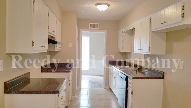 Building Photo - 4236 Rosewind Cir