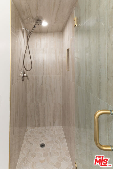 Building Photo - 8401 Fountain Ave