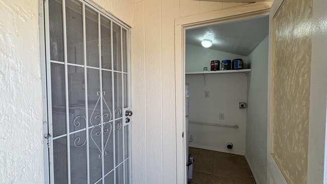 Building Photo - 7748 Veracruz Ave