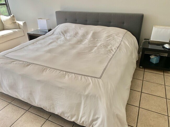 Building Photo - 500 Three Islands Boulevard