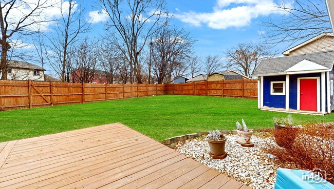 Building Photo - 239 Capitol Dr