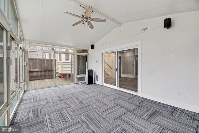 Building Photo - 24 Lipscomb Ct