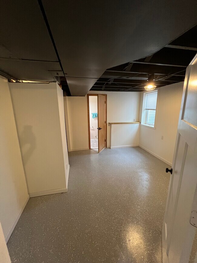 Building Photo - 2302 2nd Ave N