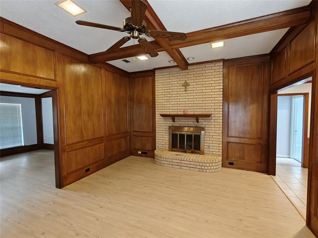 Building Photo - 4108 Mesa Dr