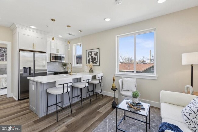 Building Photo - 1016 Rhode Island Ave NE