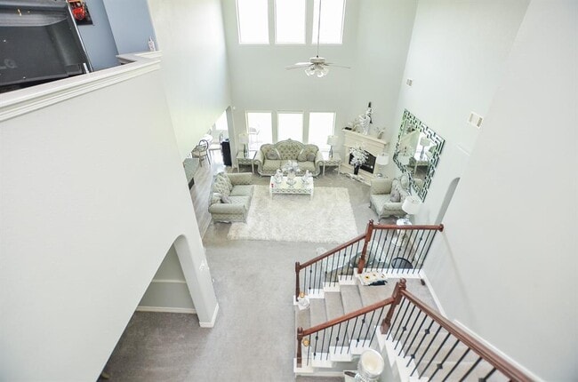 Building Photo - 6638 Miller Shadow Ln