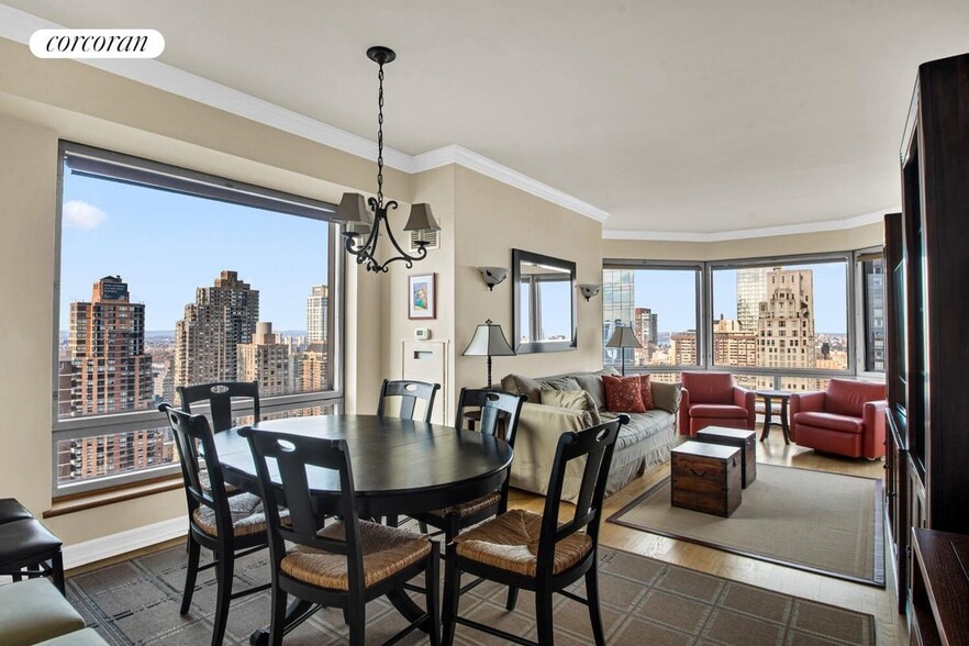 Primary Photo - 301 W 57th St