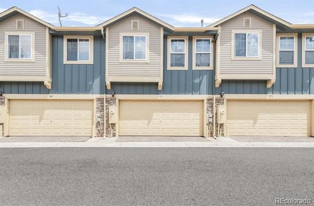 Building Photo - 571 S Mobile Pl