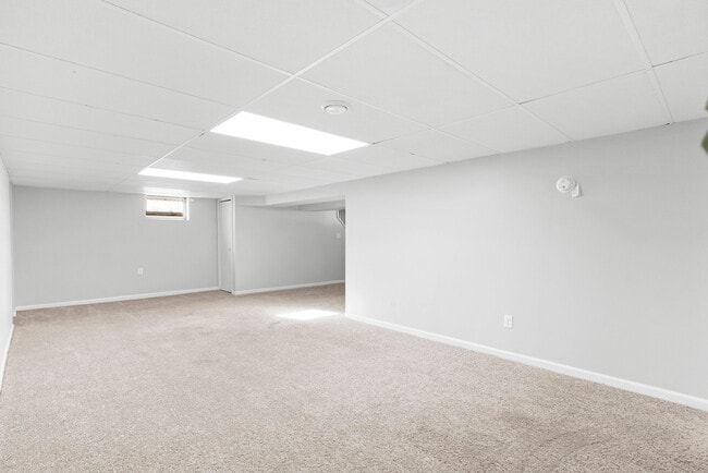 Building Photo - 8150 Greenwood Ave