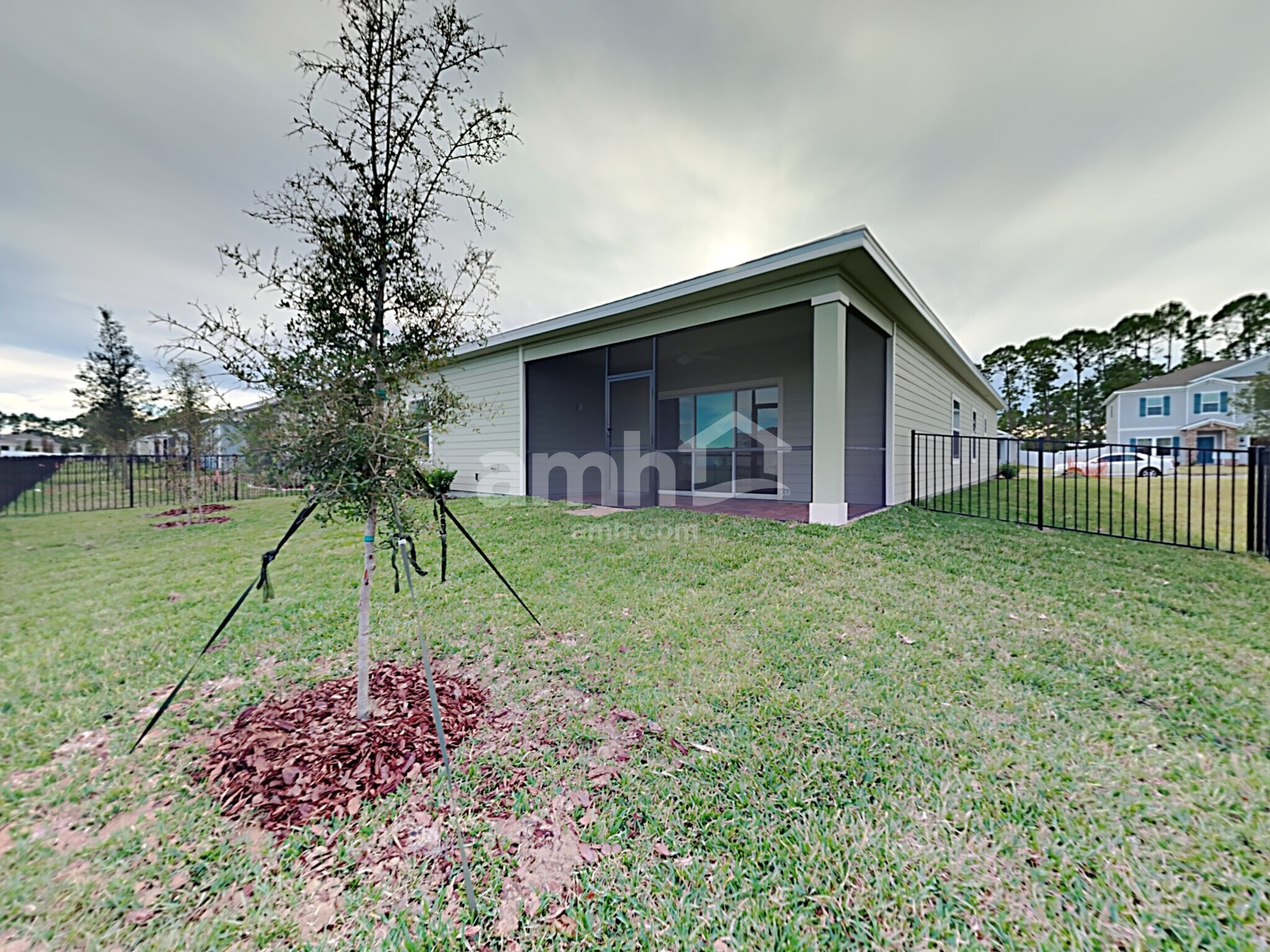 Building Photo - 75 Spruce Point