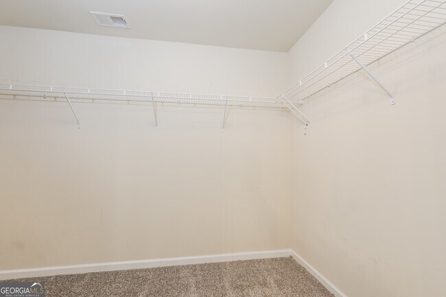 Building Photo - 12026 Quail Dr