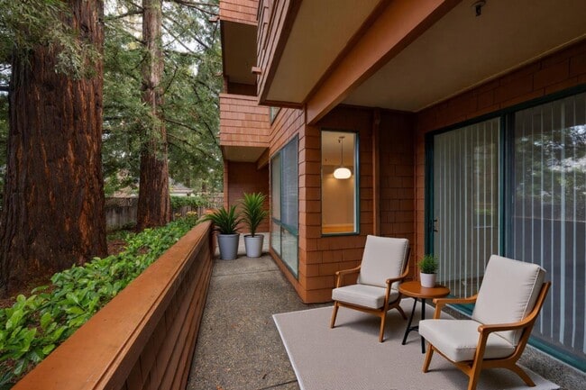 Building Photo - 4250 El Camino Real