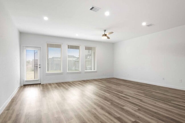 Building Photo - 12233 City Rose Ct