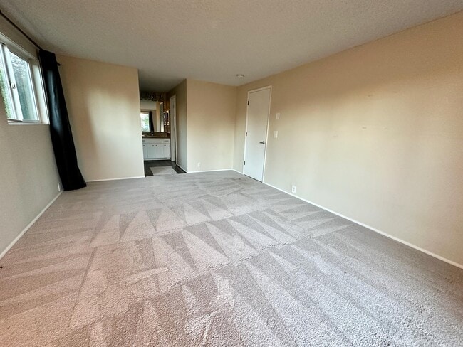 Building Photo - 1812 Brittany St