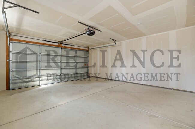 Building Photo - 4515 E 45th St N