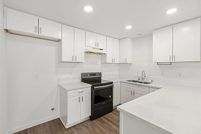 Building Photo - 433 Autumn Dr