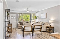 Building Photo - 119 W Suwannee Ln