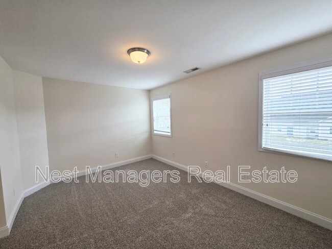 Building Photo - 173 Weston Woods St