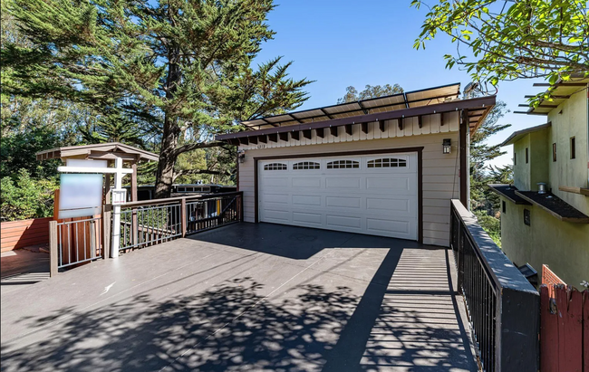 Building Photo - Montclair Hills Retreat with Breathtaking ...