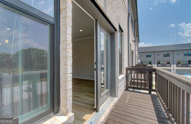 Building Photo - 612 Marimba Pike