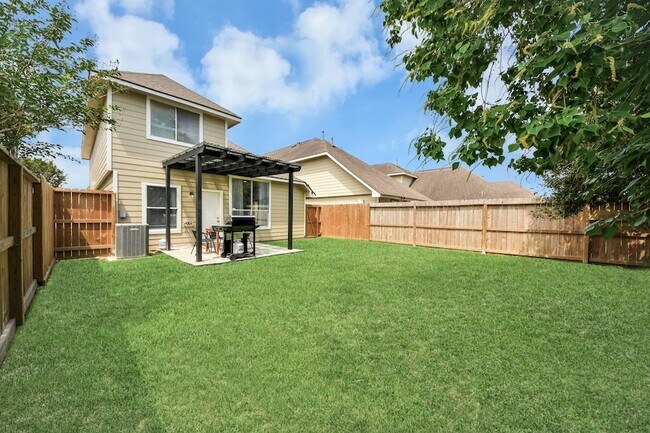 Building Photo - 8919 Windfern Trace Dr