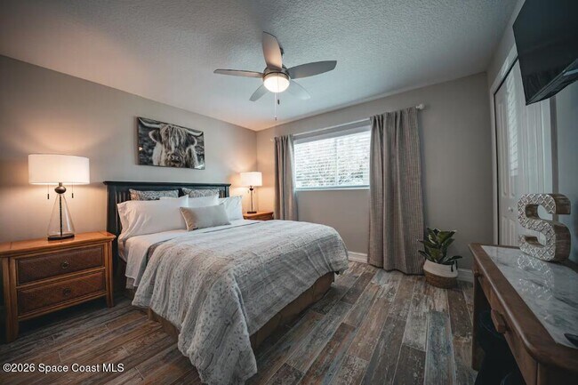 Building Photo - 208 Seminole Ave W