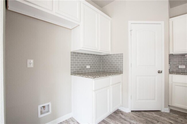 Building Photo - 1523 Autumn Sage Way