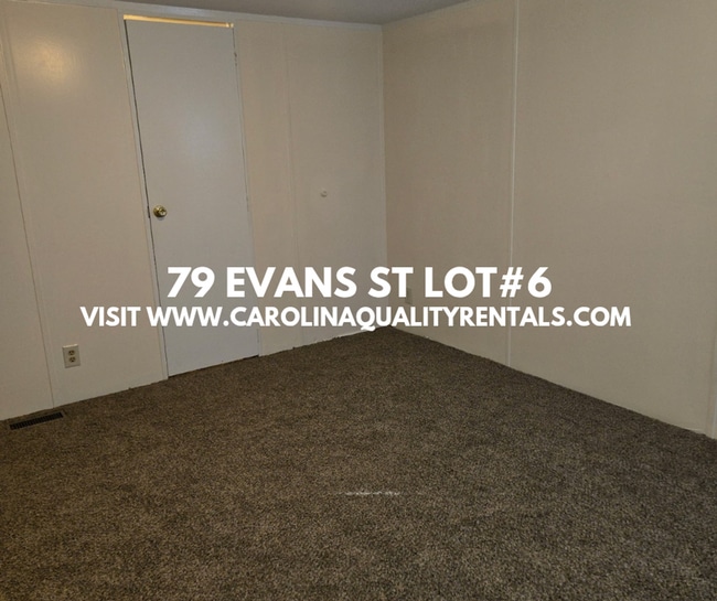 Building Photo - 3 bedroom 2 bath singlewide