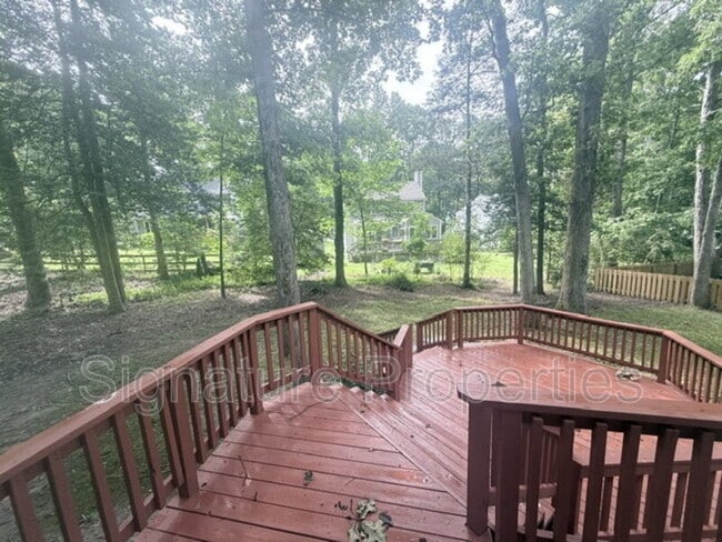Building Photo - 14709 Mill Spring Dr