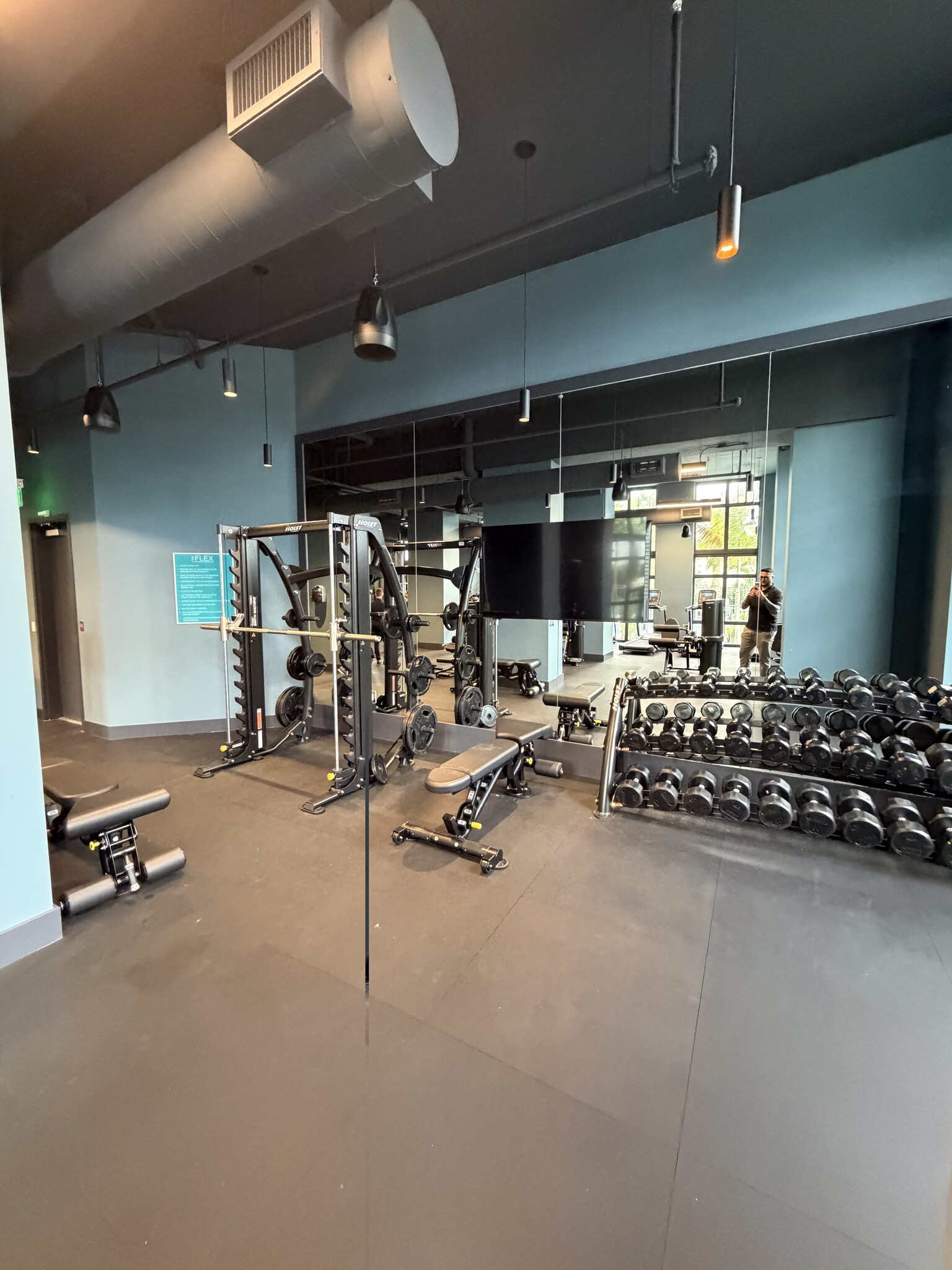 Building Photo - 406 N 20th Ave