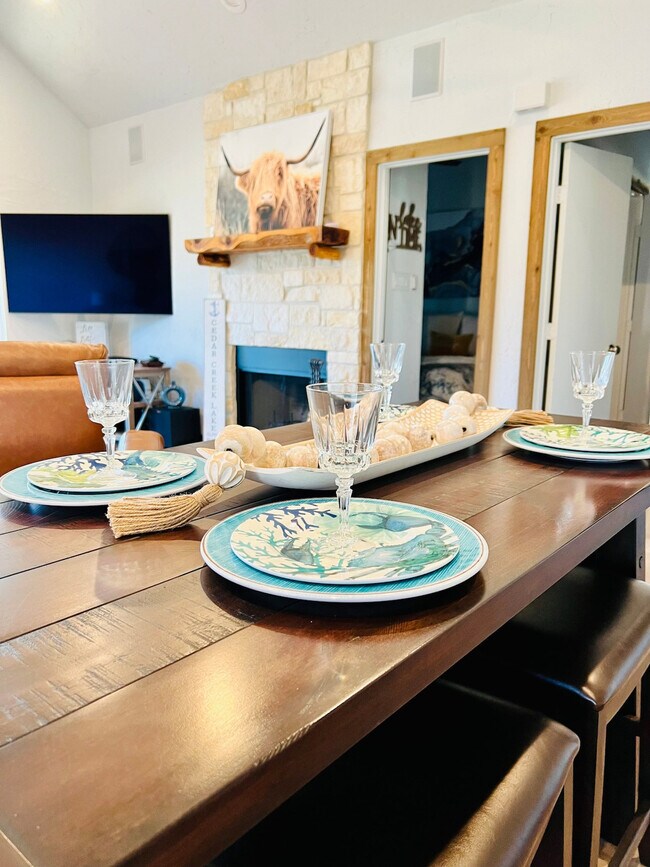 Building Photo - 143 King Arthur Rd