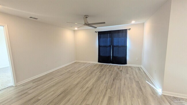 Building Photo - 9294 Tara Cir