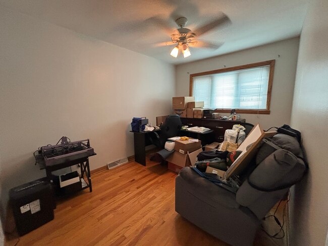 Building Photo - 5920 S Meade Ave