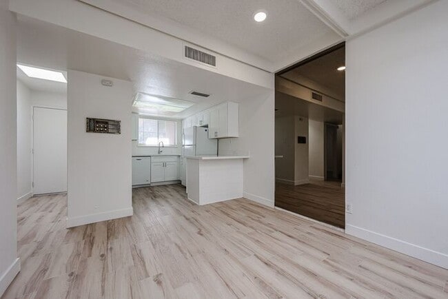Building Photo - Amazing 3beds/2baths Townhome in Tempe!