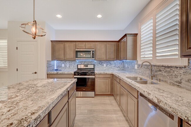 Building Photo - Amazing Solar Powered 3 Bedroom, 2 Story H...