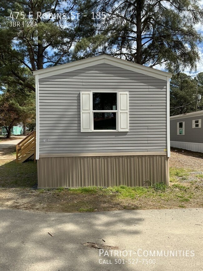 Building Photo - 475 E Robins St