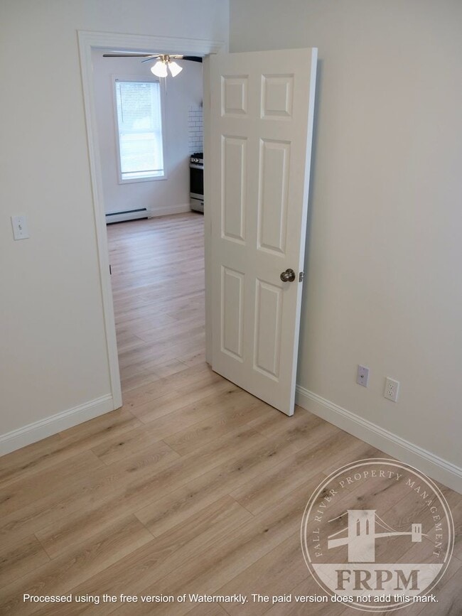 Building Photo - 99 Orange St