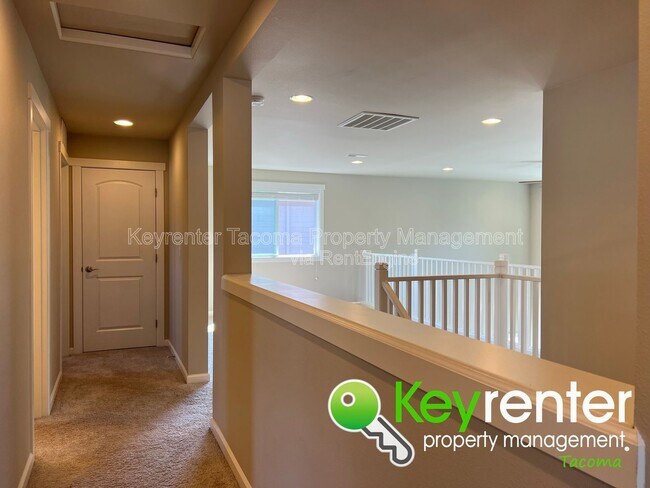 Building Photo - 16128-16181 81 Ave E