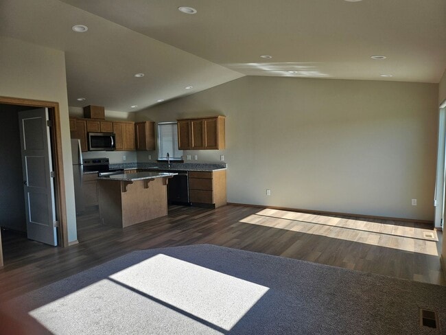 Building Photo - New Construction 3 bed, 2 bath!