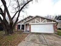 Building Photo - 9814 Kiwi Ln