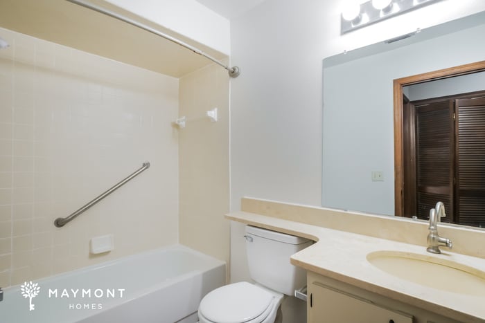 Building Photo - 715 Gilda Dr