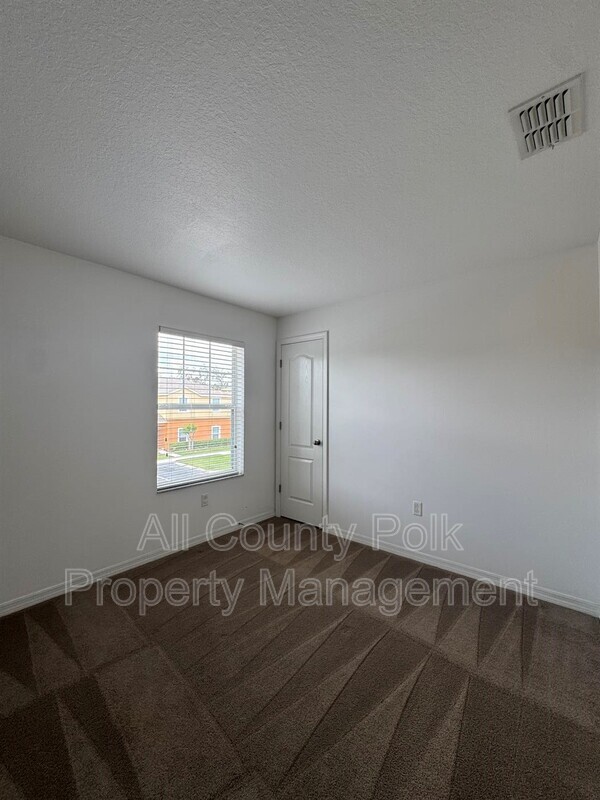 Building Photo - 4054 Winding Vine Dr