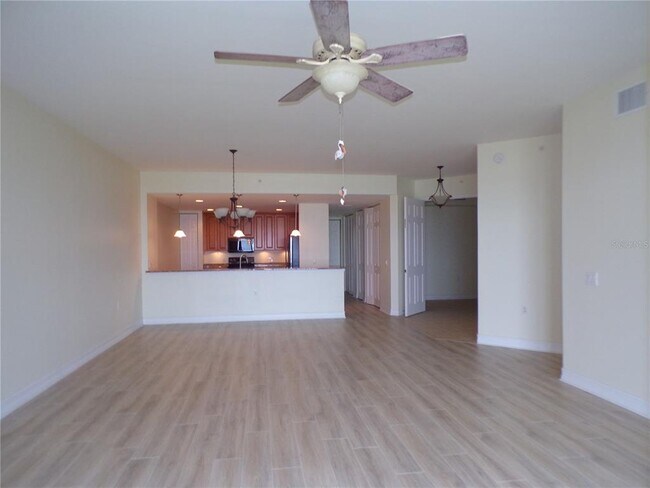Building Photo - 89 Vivante Blvd