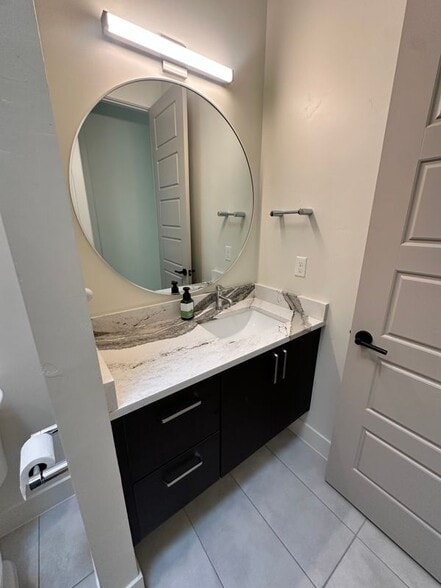 Building Photo - 1801 Bridle