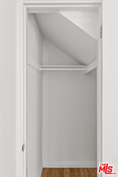 Building Photo - 1233 N Harper Ave