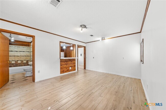 Building Photo - 301 Tatum Rd