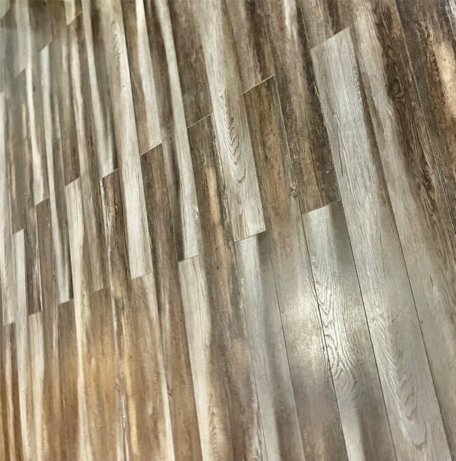 Building Photo - 106 N Eastwood St