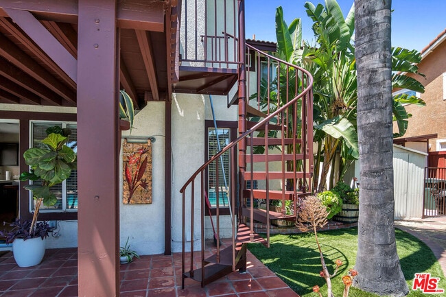 Building Photo - 7151 Bettola Pl